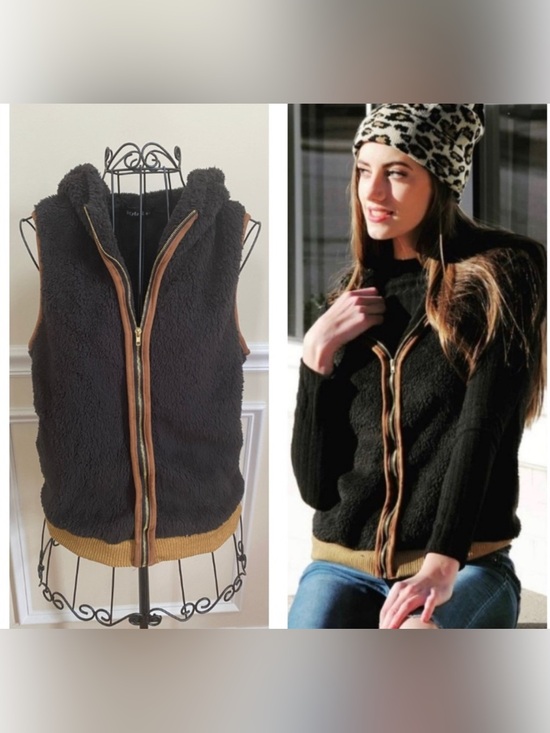 Style Rack Tops - Style Rack Black Hooded Zip Front Fleece Vest